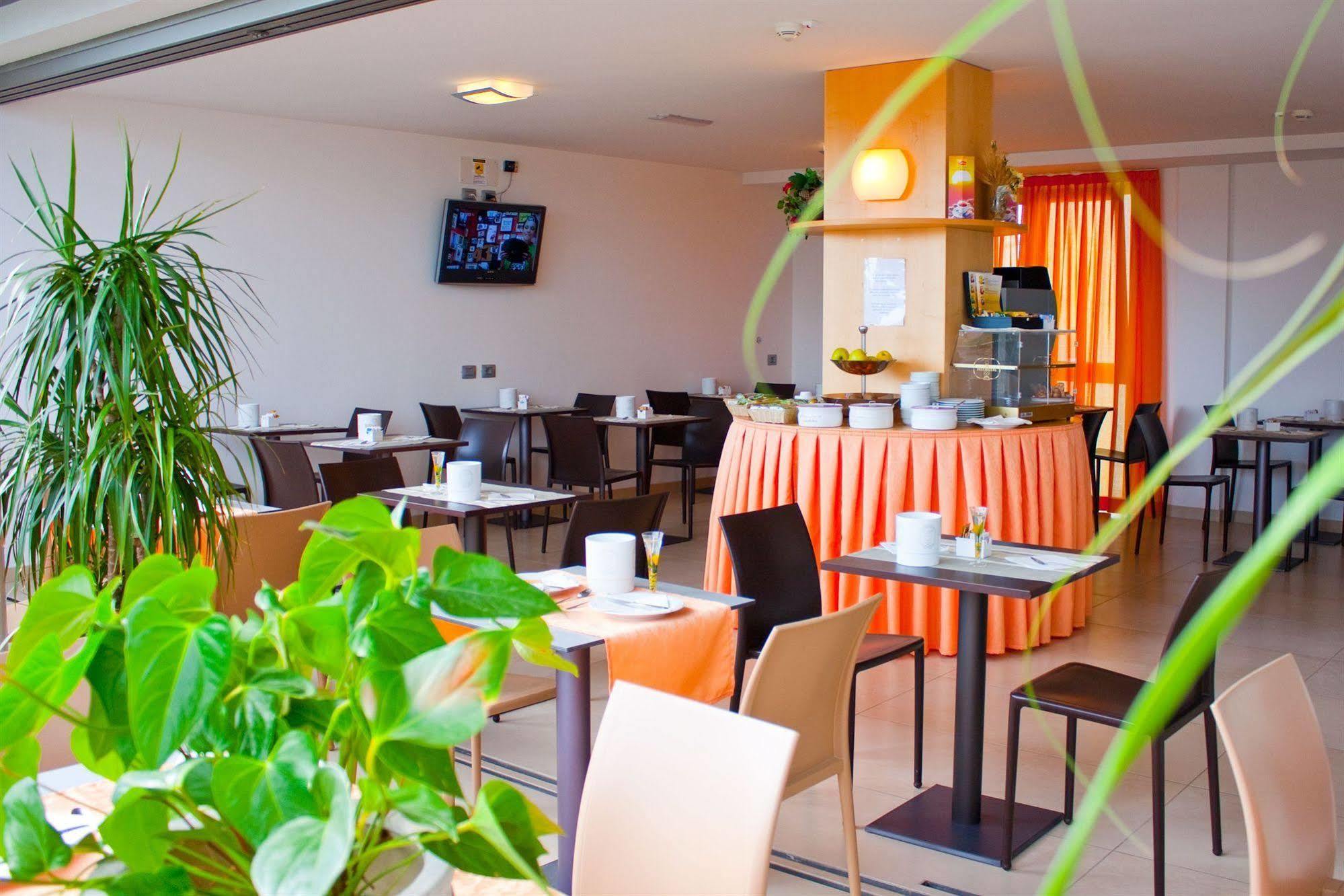 Hotel Pasha Lignano Sabbiadoro Exteriér fotografie